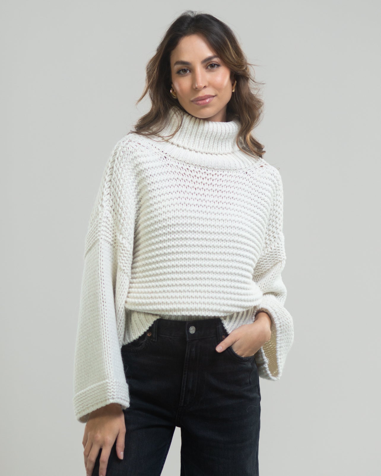 ISABELLA SWEATER