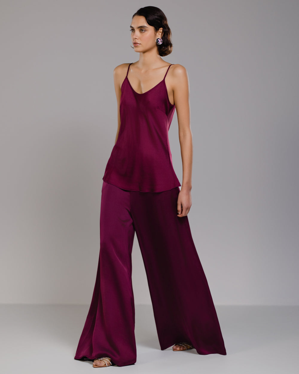 Helena Elastic Waist Satin Trousers | Burgundy – JAKI