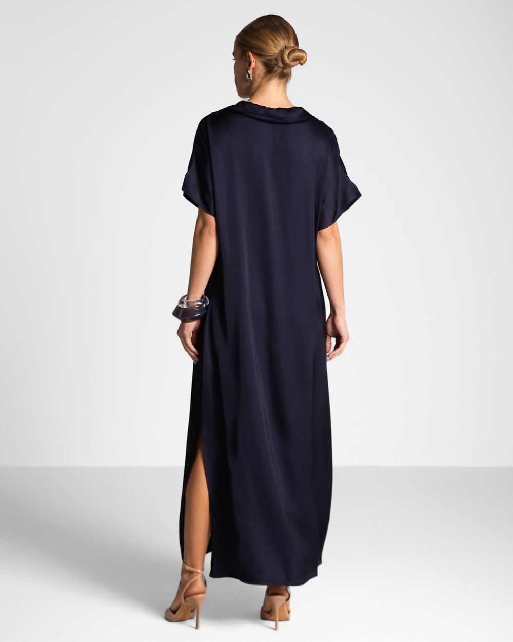 Kaftans & Sets – JAKI