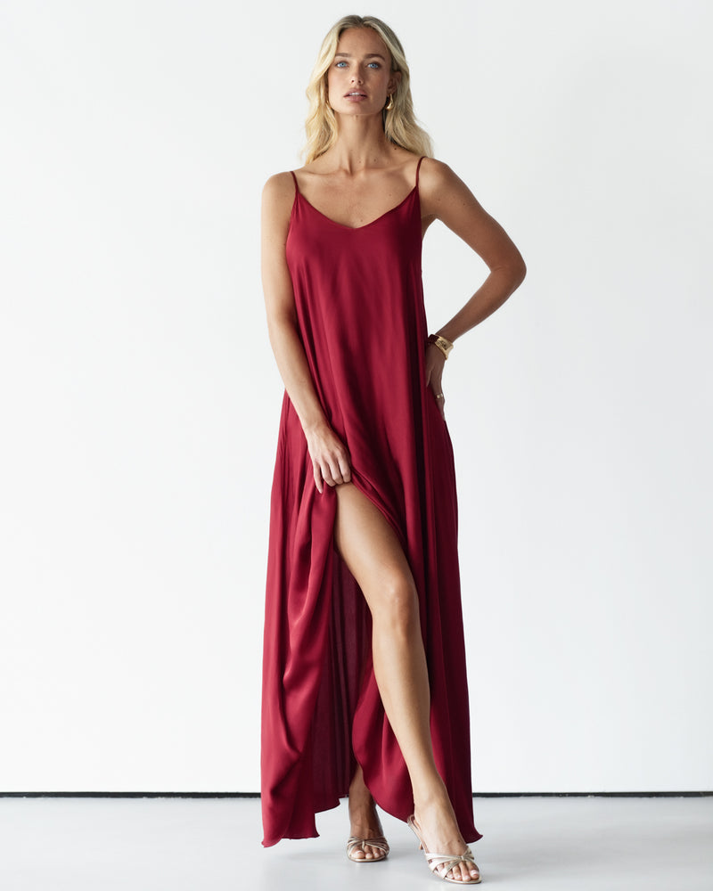 dark red maxi dress JAKI Nyra Slip Satin Maxi Dress in Deep Red size Small