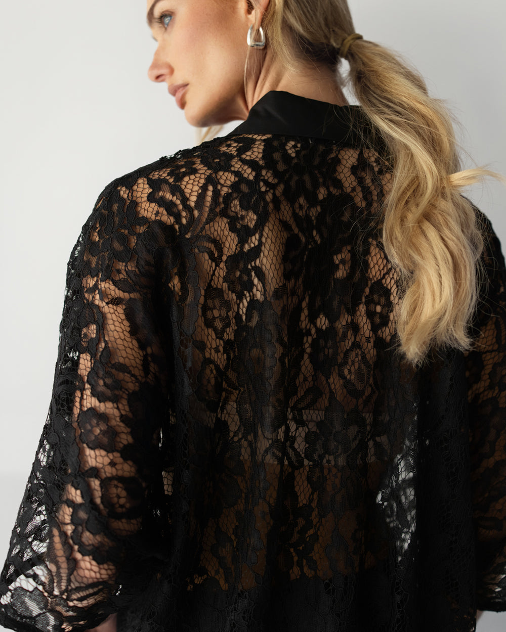 Roxie Lace Shirt | Black – JAKI