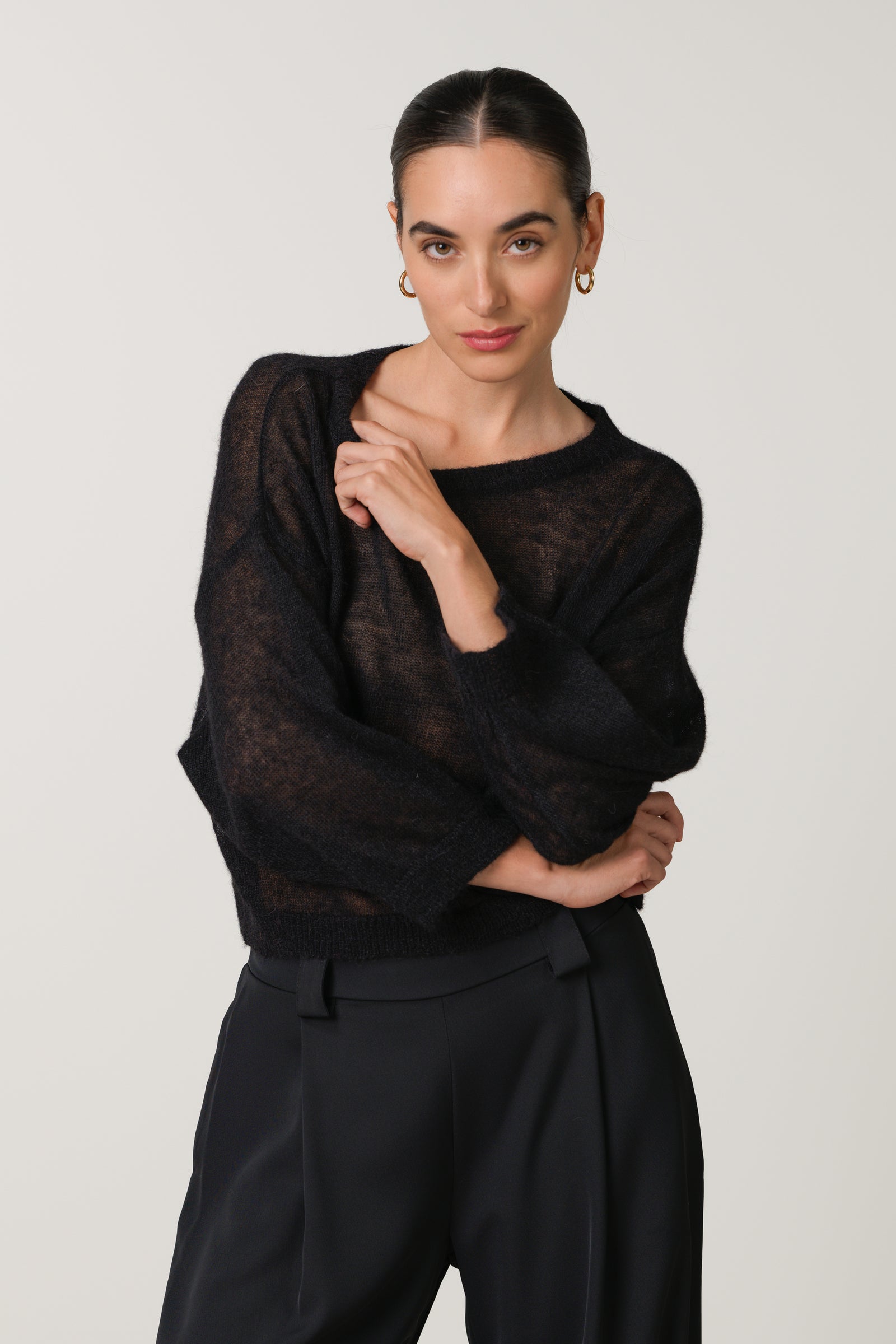 トップス chieko+ quiet sheer pullover Willow Boxy Sheer Sweater | Black | Alpaca Blend – JAKI