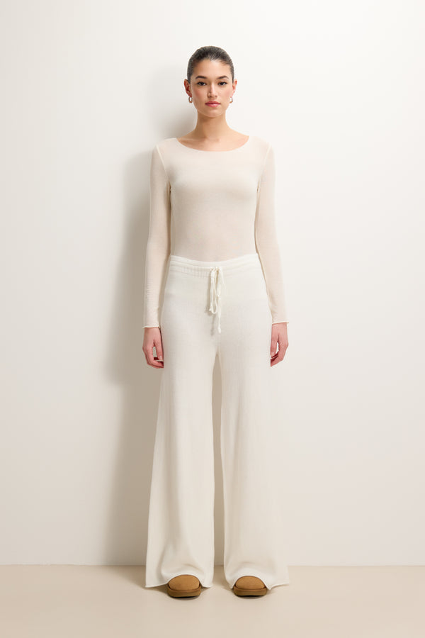 Mae Featherweight Boatneck Top | Ivory | Modal-Cashmere