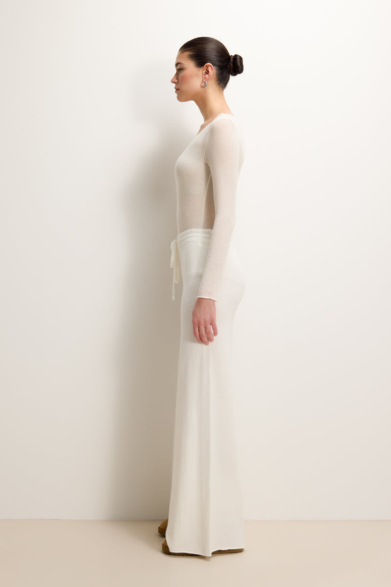 Mae Featherweight Boatneck Top | Ivory | Modal-Cashmere