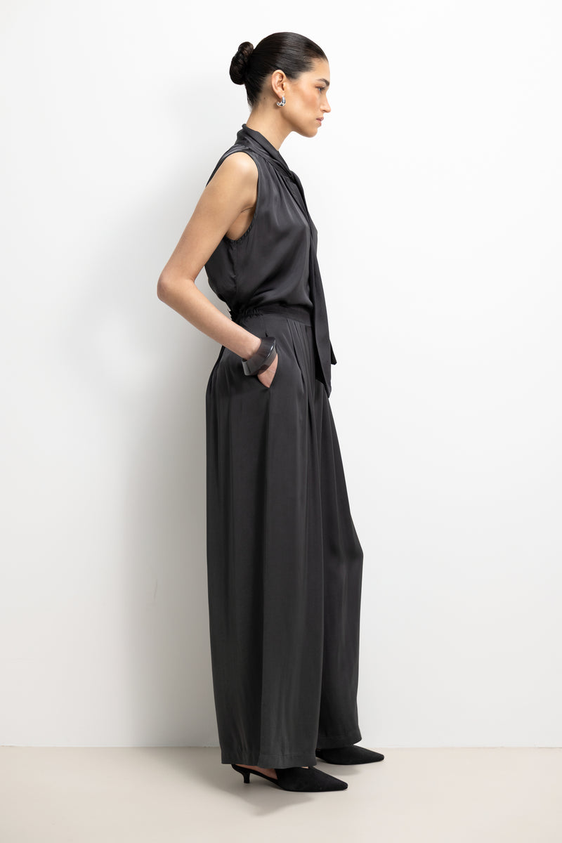 Lyanne Bow Neck Tie Satin Blouse | Anthracite – JAKI