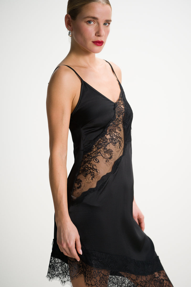 JAKI Isobel Asymmetric Lace Satin Dress in Black size XS JAKI Isobel Asymmetric Lace Satin Dress in Black size XS