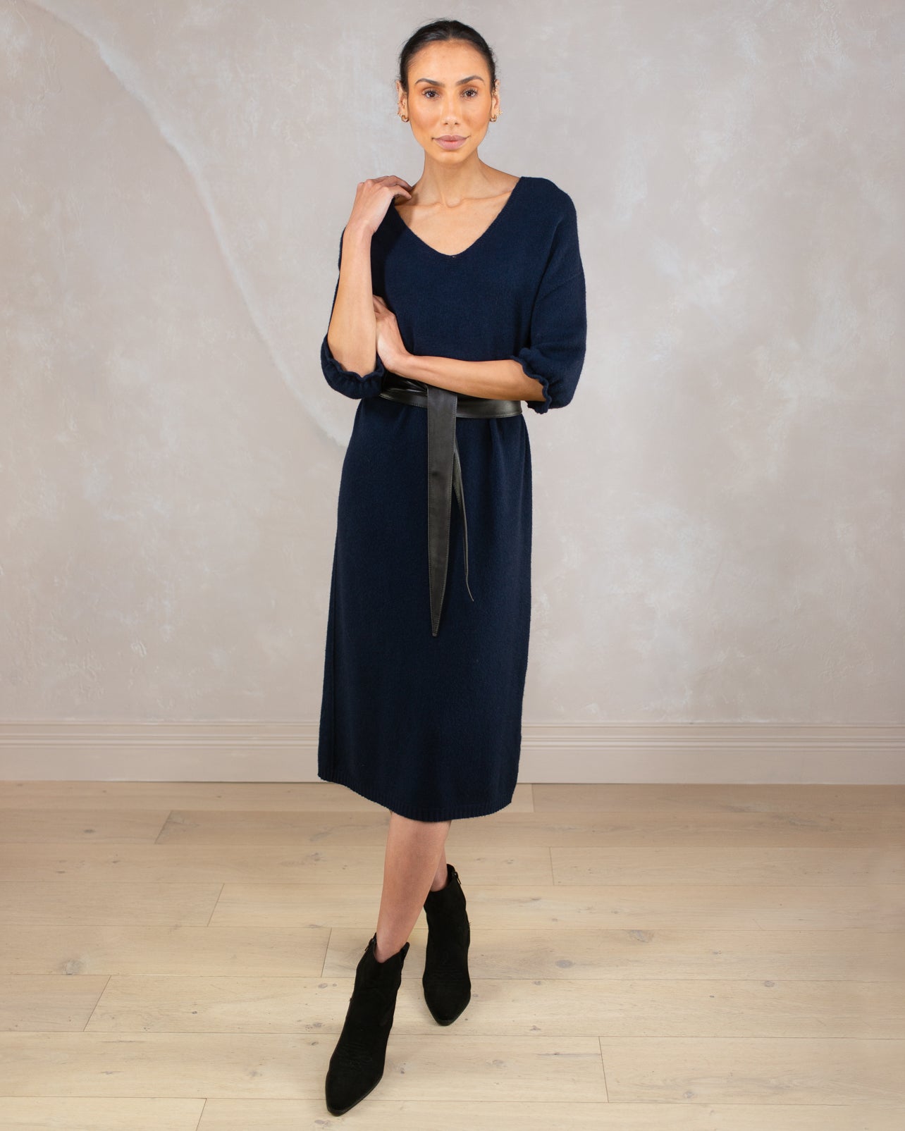 V Neck Dress | Navy – JAKI